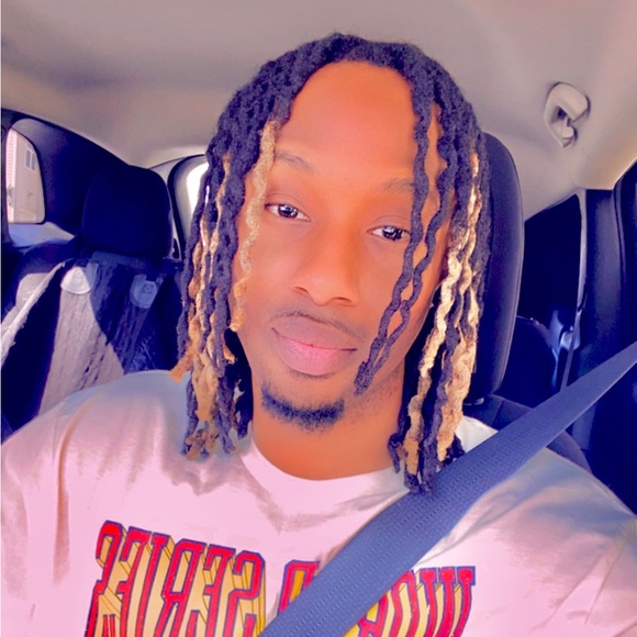 Meet your Posher, Calvin - Picture 3 of 4